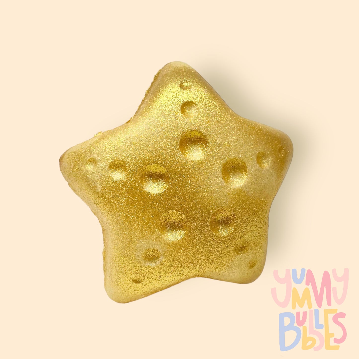 Gold star shaped bath bomb