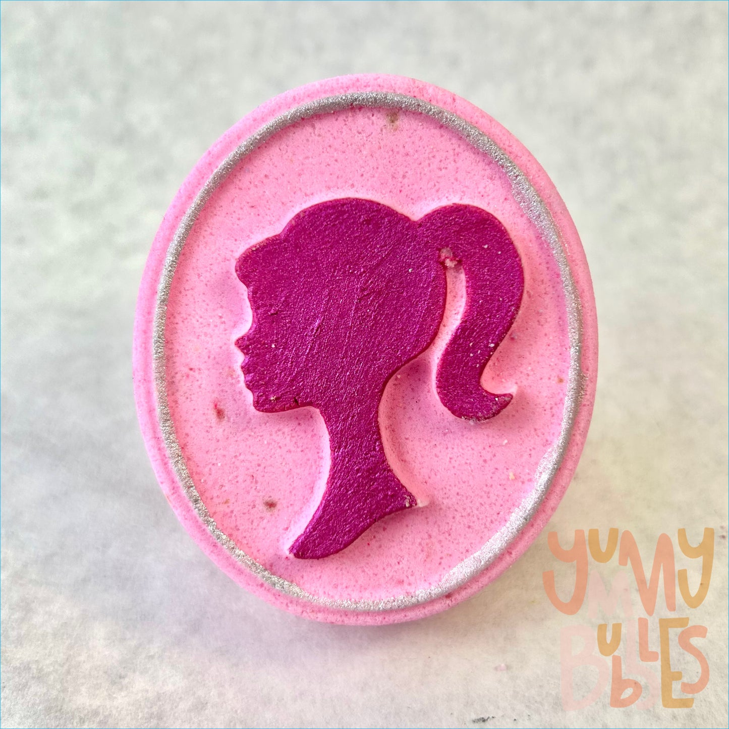 Character Bath Fizz - Pink Silhouette - 140 g