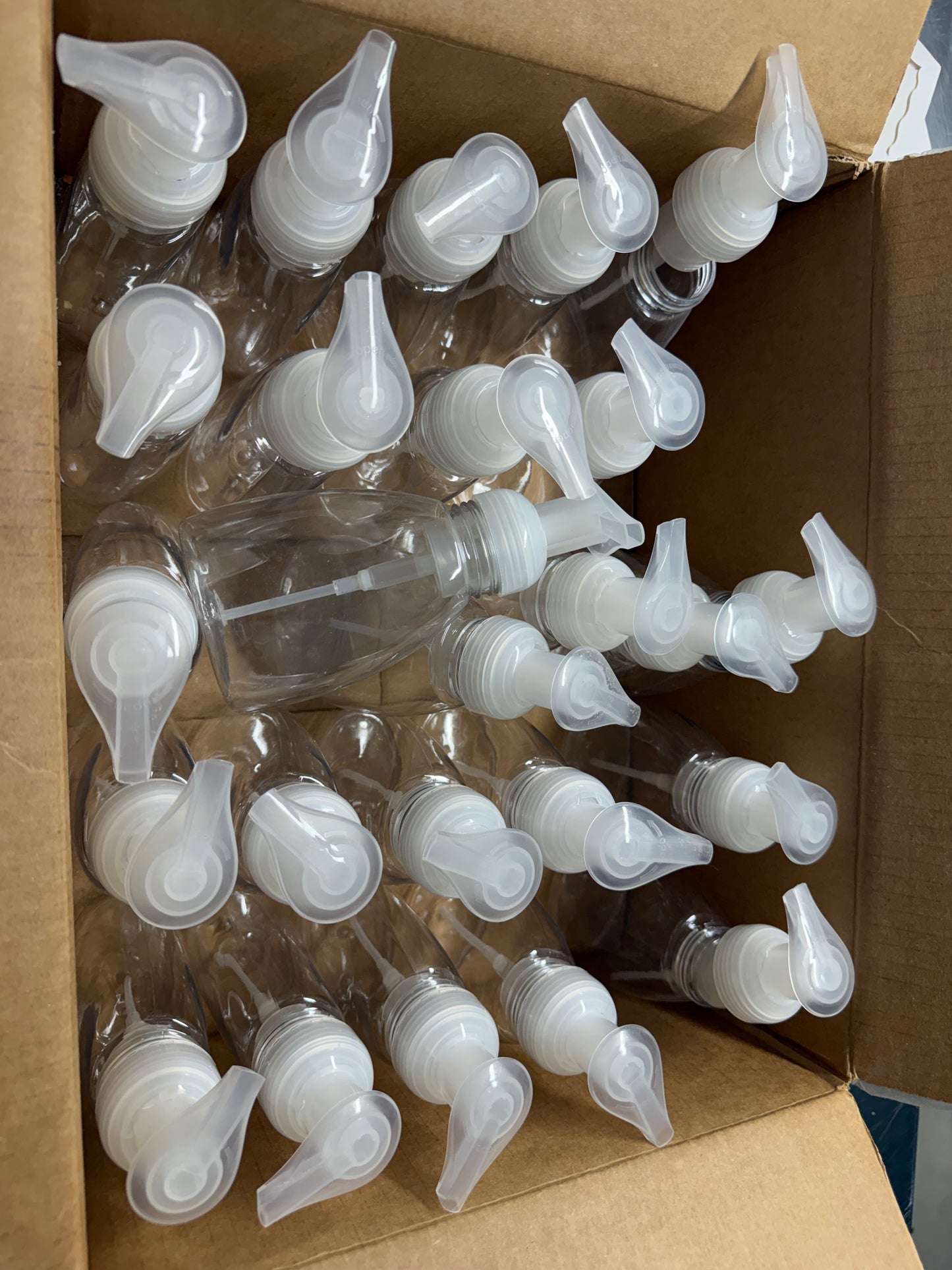 25 Foam Soap Bottles + Pumps