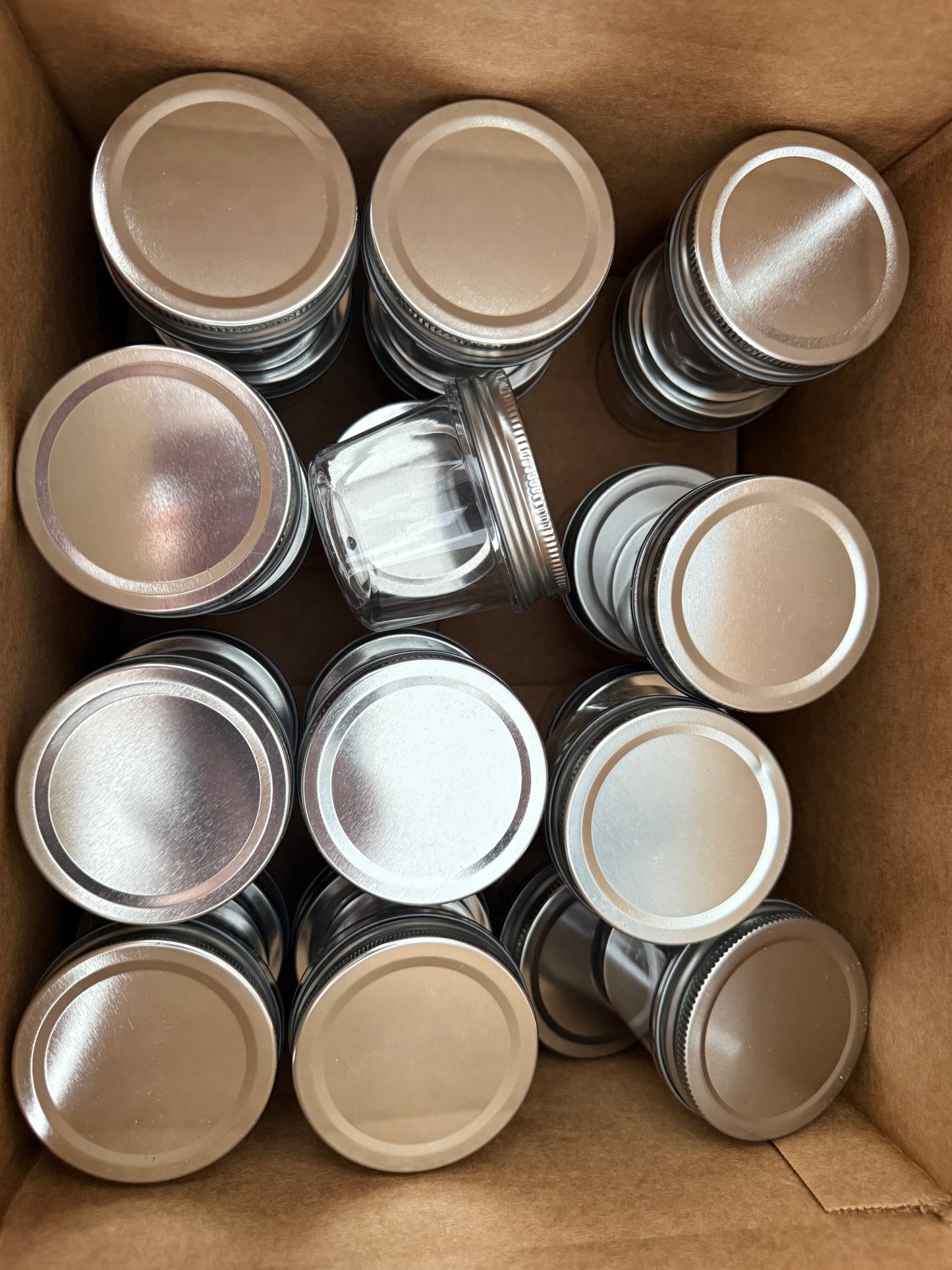 25 Clear jars - 4 oz
